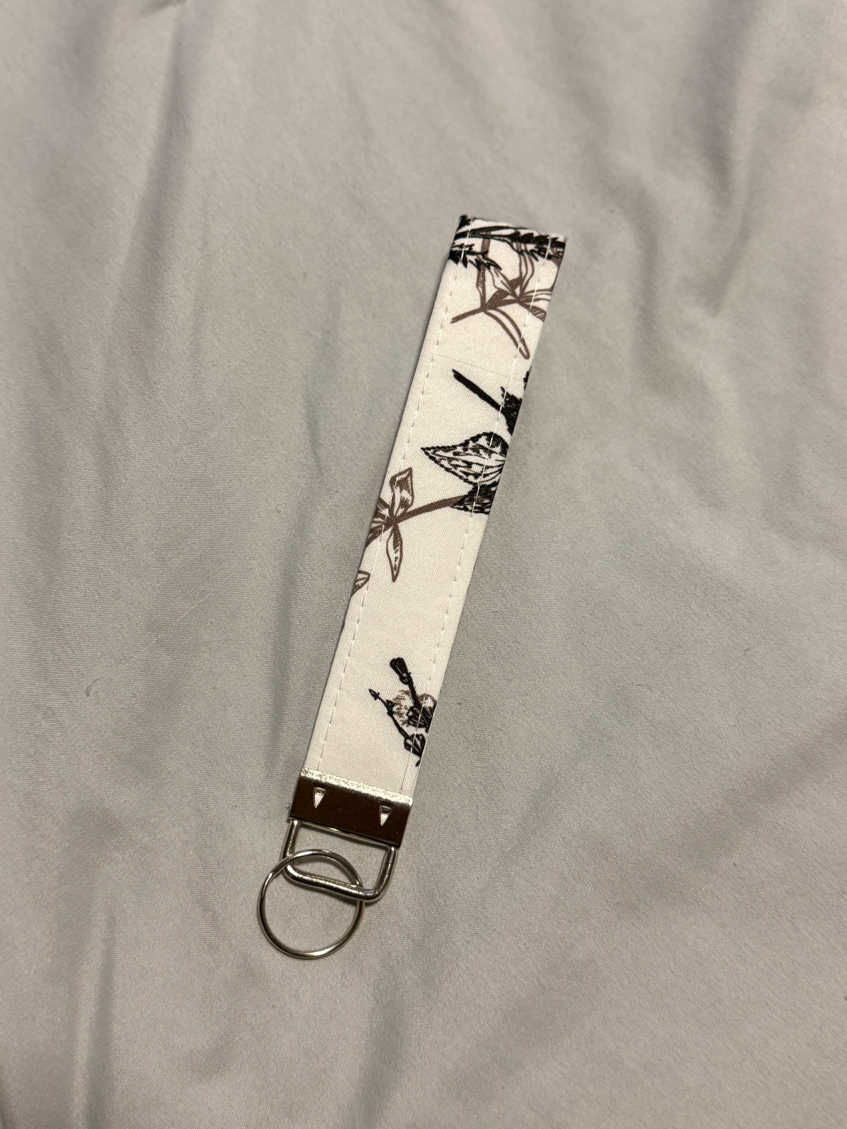 π€ Ink & Ivy Wristlet