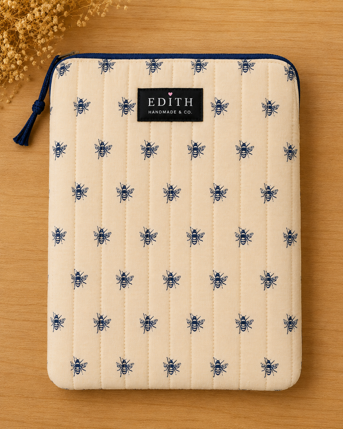 π Busy Bee Sleeve