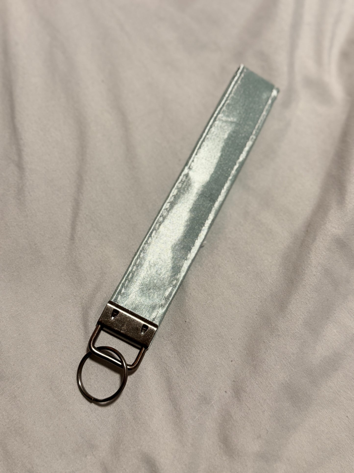 π©΅ Icy Shimmer Wristlet