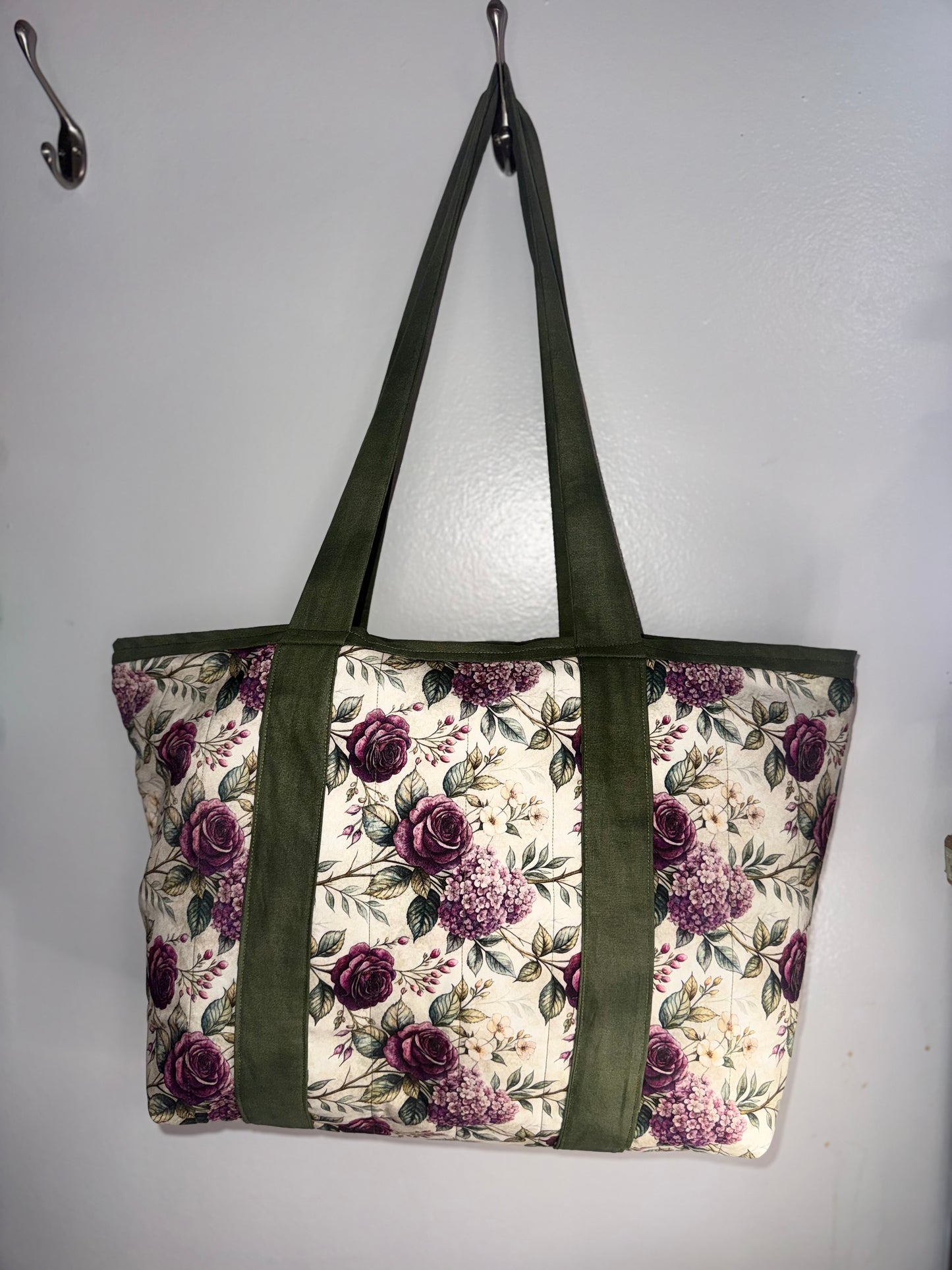 🌿🌹Olive Garden Tote🌿🌹