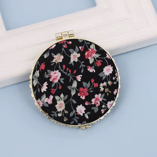 🖤🌹 Midnight Rose Compact Mirror🌹🖤