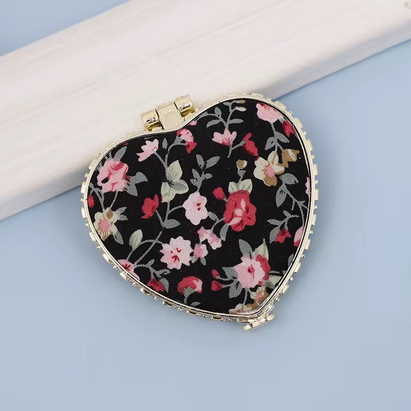 🖤🌹 Midnight Rose Compact Mirror🌹🖤