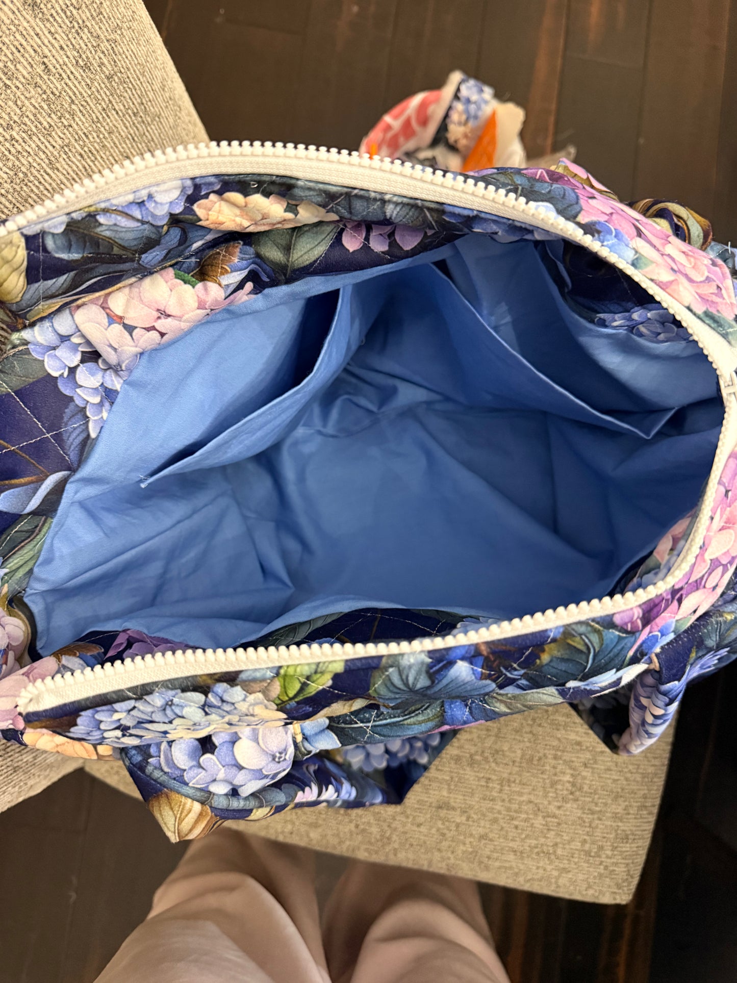 Hydrangea Twilight Tote