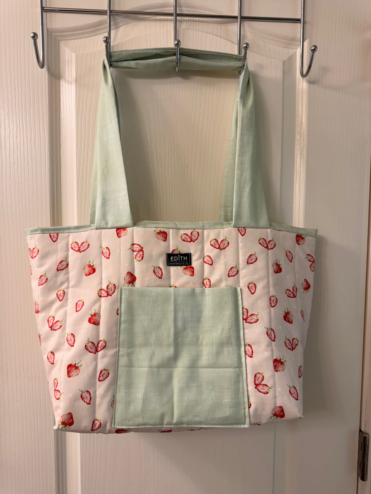 Sweet Sage Strawberry Tote🍓