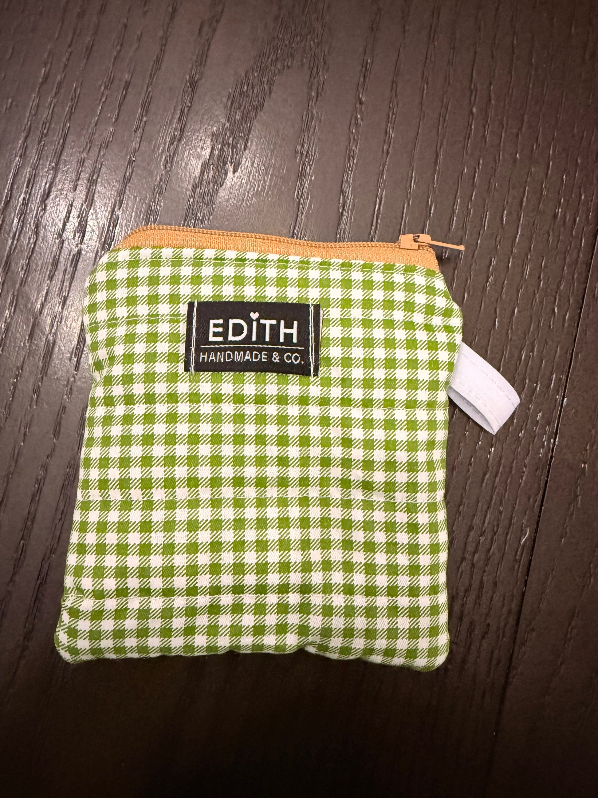 Green gingham Zipper wallet, handmade zipper wallet